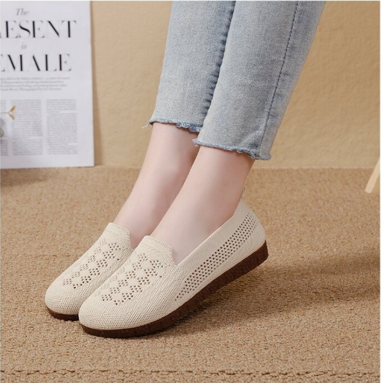 鏤空平底洞洞鞋